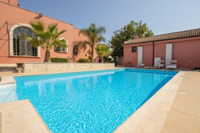Villa con piscina nel Salento a Casarano